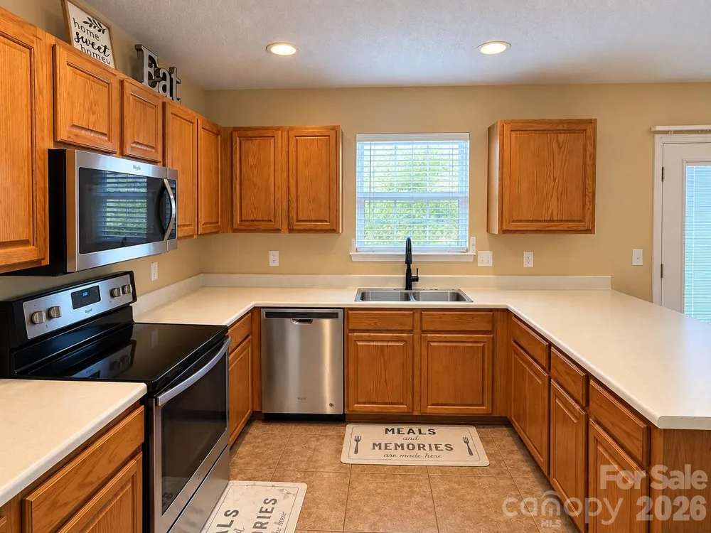 4912 Alenja Lane Raleigh, NC 27616