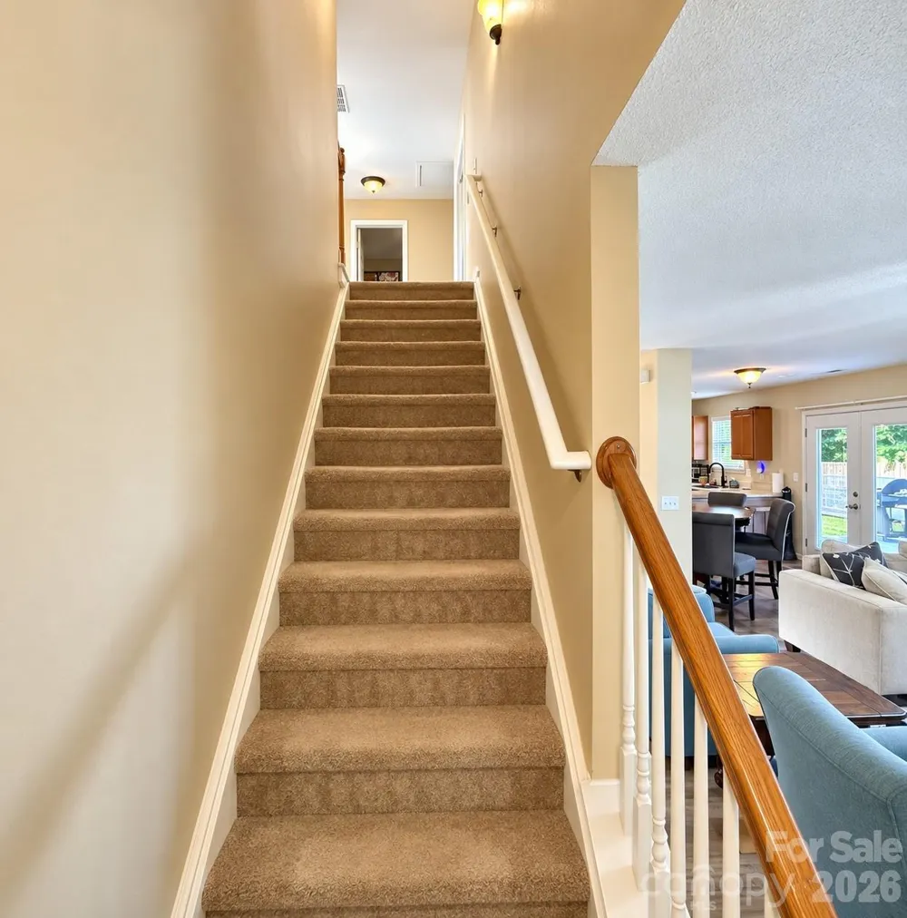 4912 Alenja Lane Raleigh, NC 27616