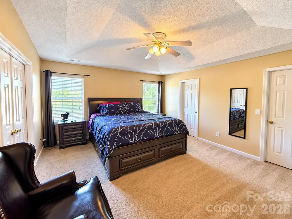 4912 Alenja Lane Raleigh, NC 27616