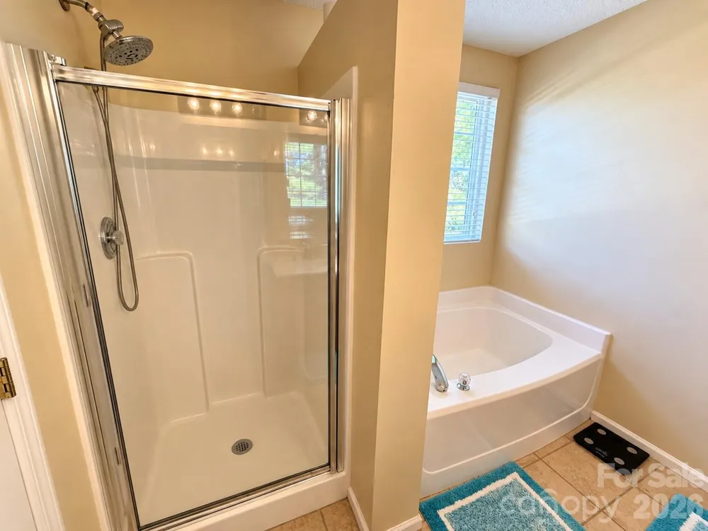 4912 Alenja Lane Raleigh, NC 27616