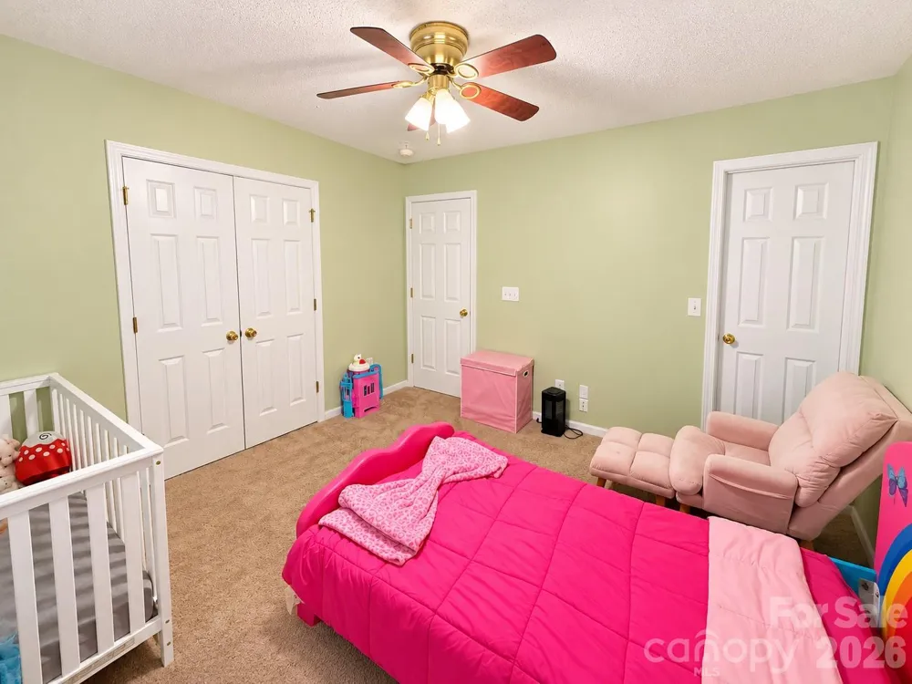 4912 Alenja Lane Raleigh, NC 27616
