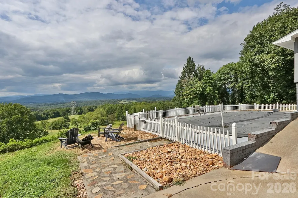 3459 Billings Hill Church Road Traphill, NC 28685