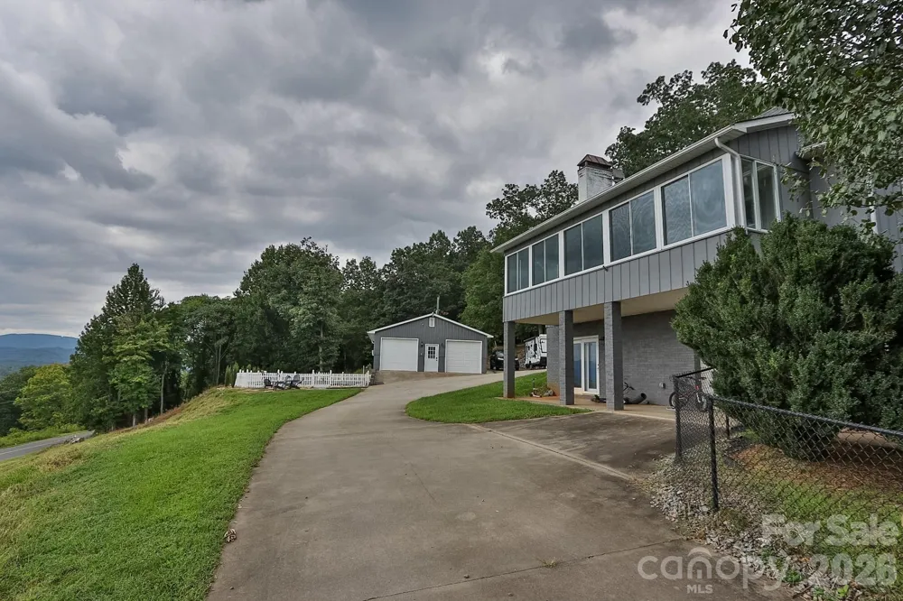 3459 Billings Hill Church Road Traphill, NC 28685
