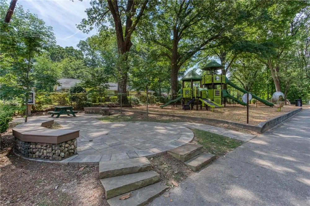 973 Longley Avenue NW Atlanta, GA 30318