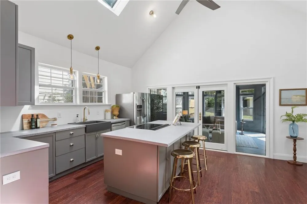 973 Longley Avenue NW Atlanta, GA 30318