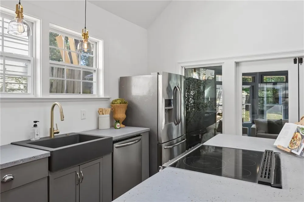 973 Longley Avenue NW Atlanta, GA 30318
