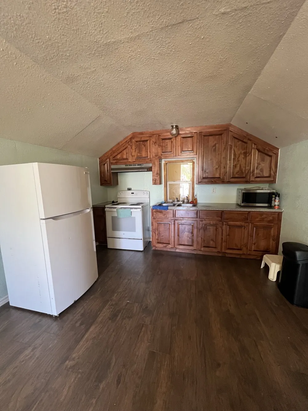 440 HUMPHREY STREET De Leon, TX 76444
