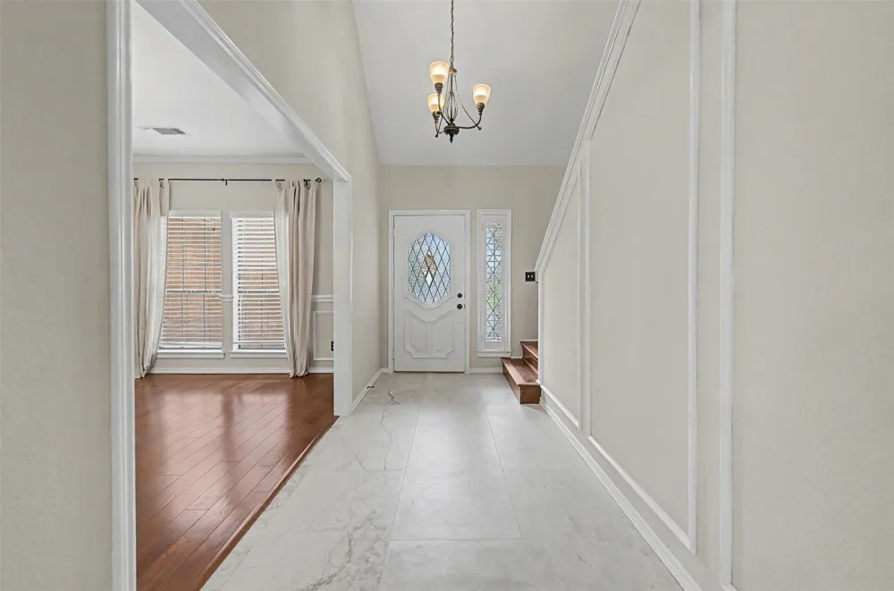 68 Legend Road Benbrook, TX 76132