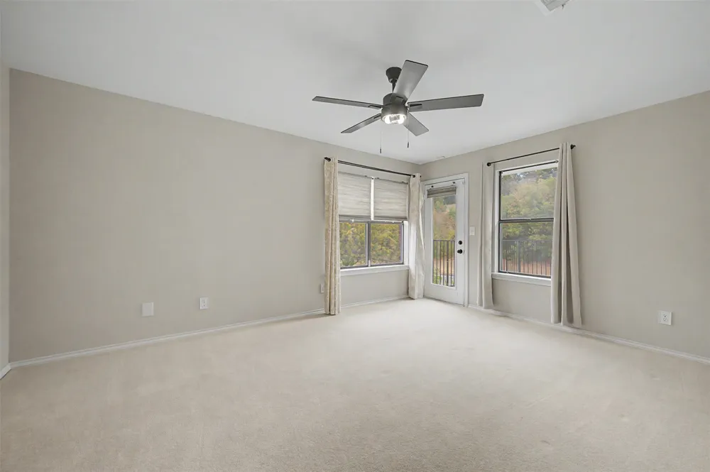 68 Legend Road Benbrook, TX 76132