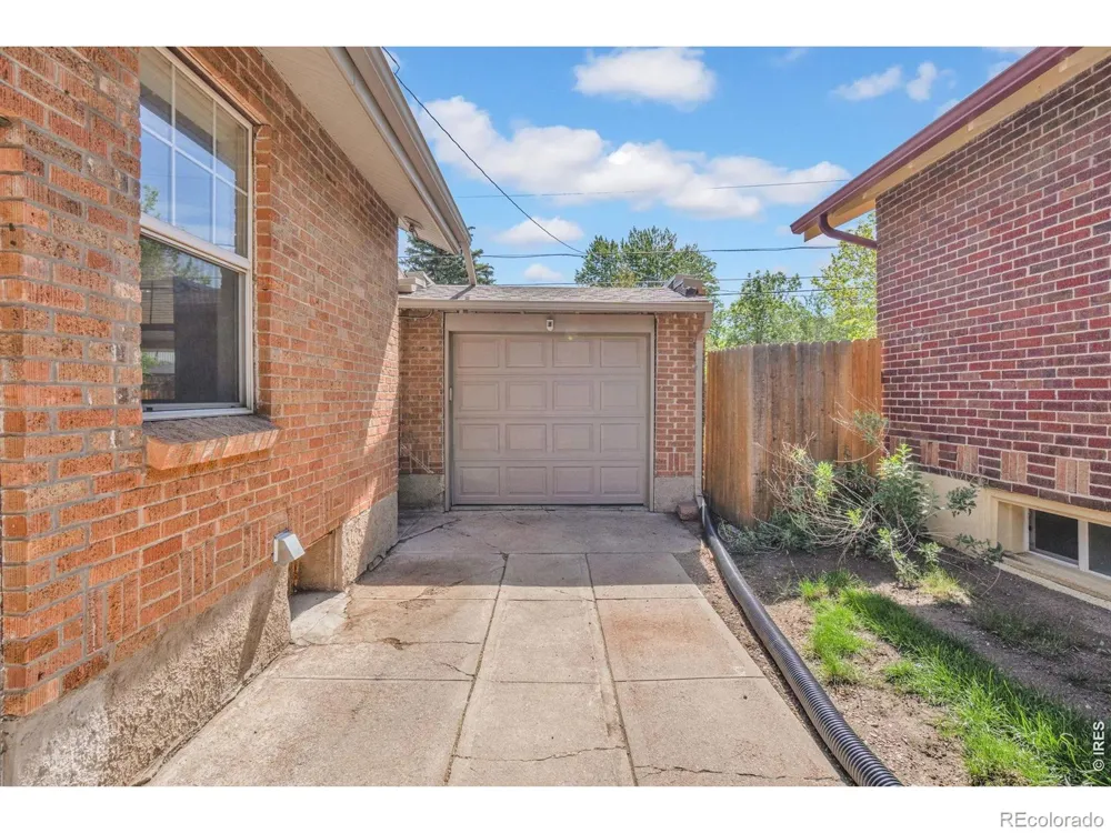 2164 S Lincoln Street Denver, CO 80210