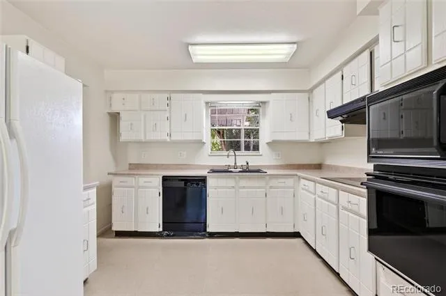 2784 S Wheeling Way Aurora, CO 80014