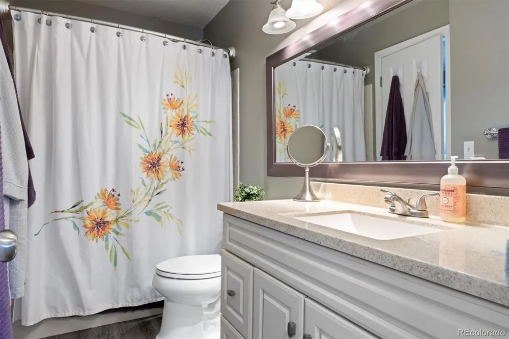 21256 E Powers Circle Centennial, CO 80015