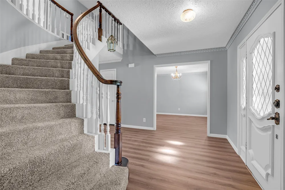 1302 Minchen Drive Deer Park, TX 77536