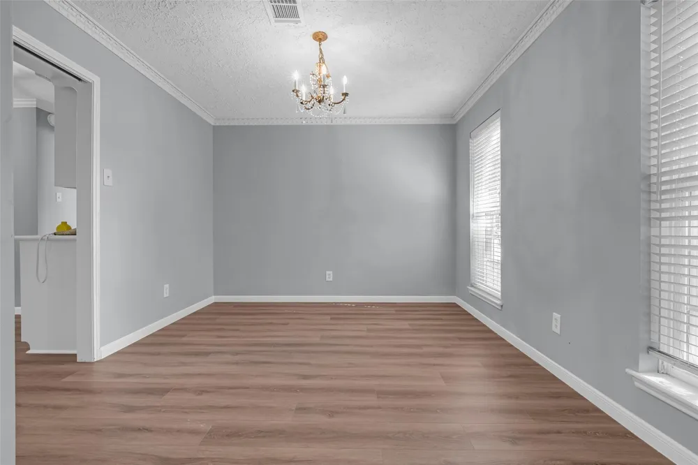 1302 Minchen Drive Deer Park, TX 77536