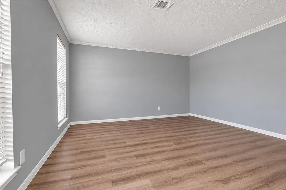 1302 Minchen Drive Deer Park, TX 77536