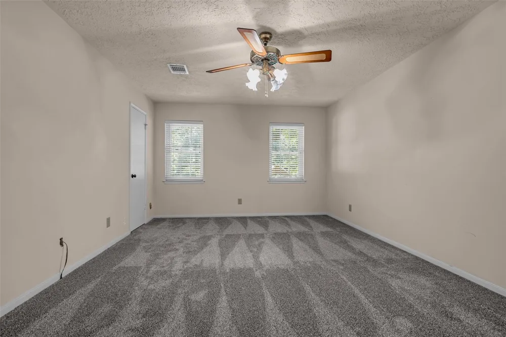 1302 Minchen Drive Deer Park, TX 77536