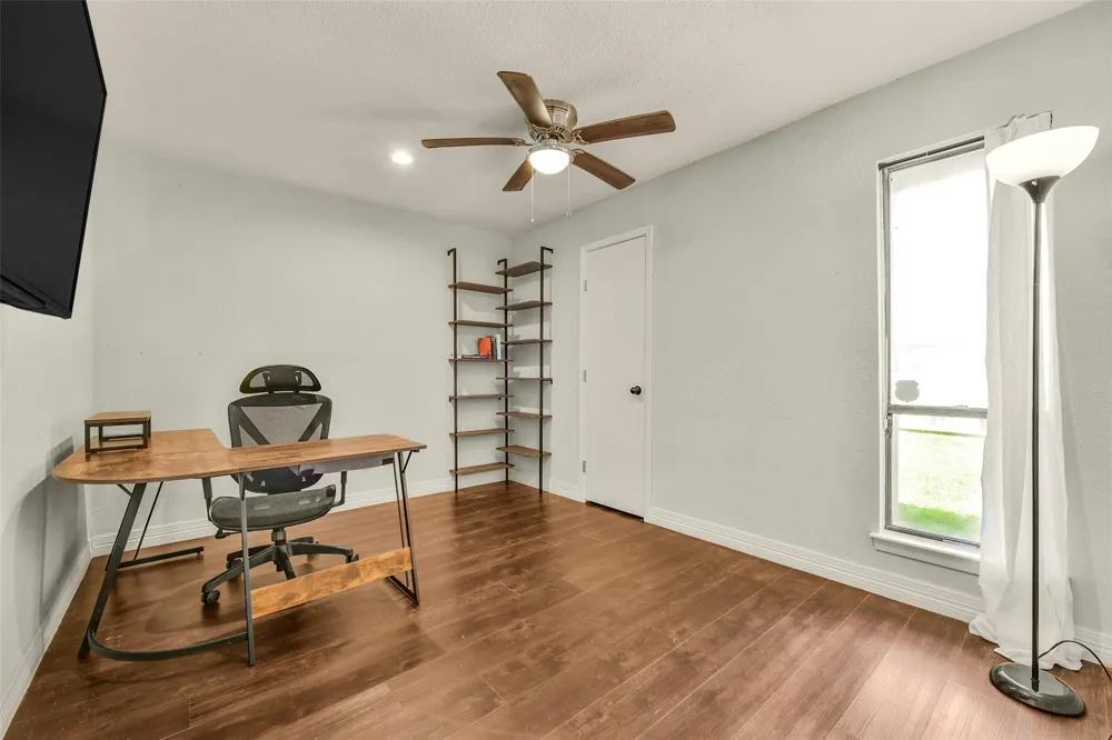 15719 Stonehaven Drive Houston, TX 77059