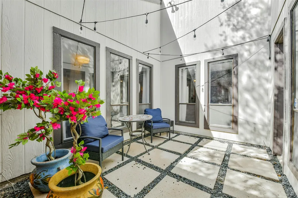 15719 Stonehaven Drive Houston, TX 77059