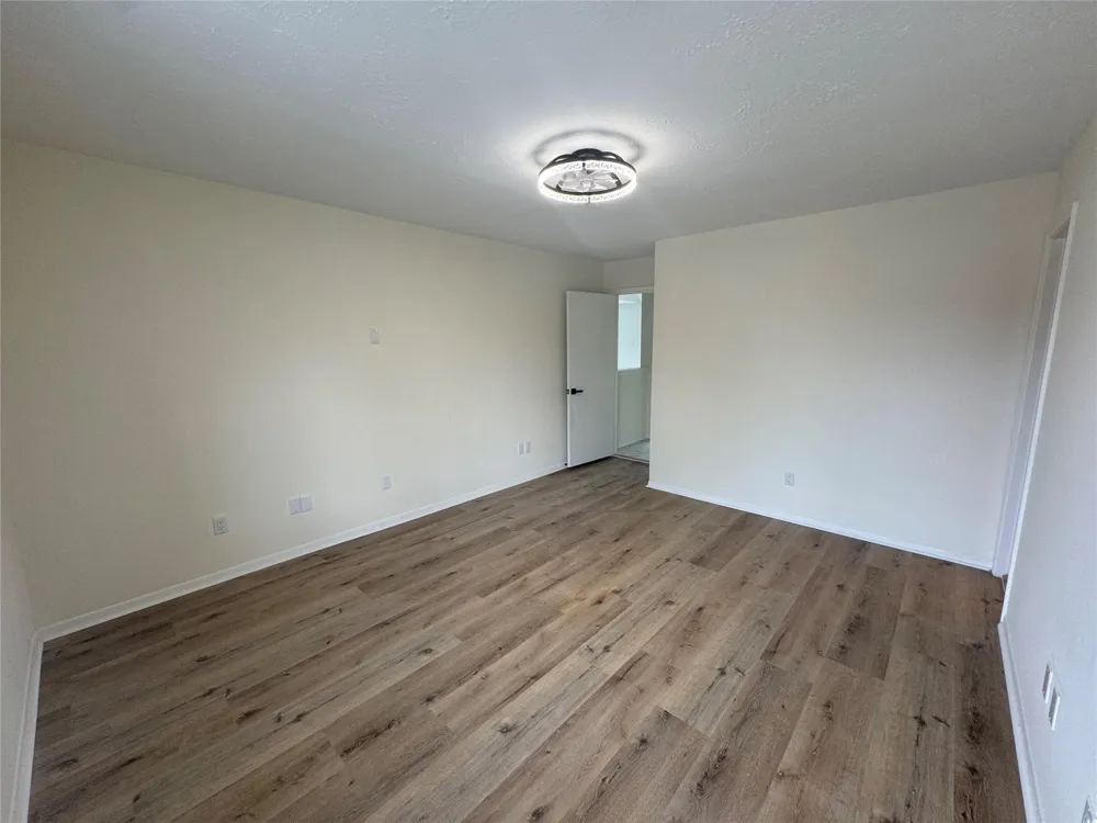 12827 Waybridge Street Sugar Land, TX 77478