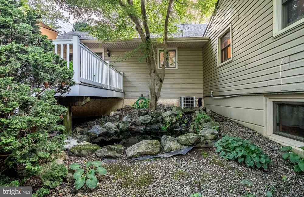 46 WAR TROPHY LANE Media, PA 19063