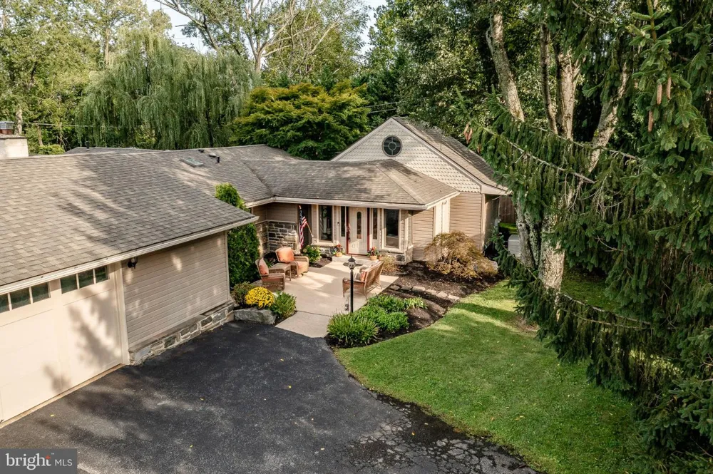 46 WAR TROPHY LANE Media, PA 19063