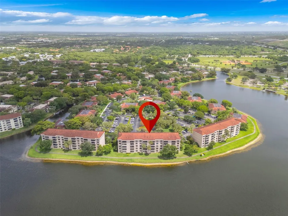 2767 Carambola Cir S #402 Coconut Creek, FL 33066