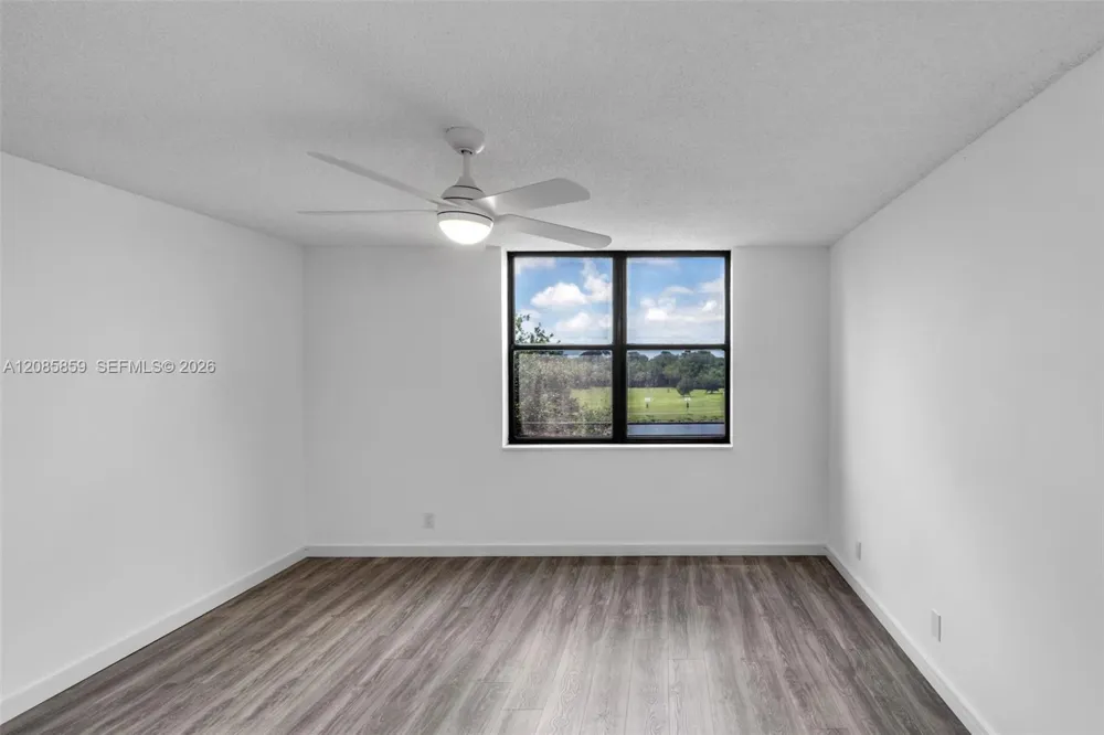 2767 Carambola Cir S #402 Coconut Creek, FL 33066