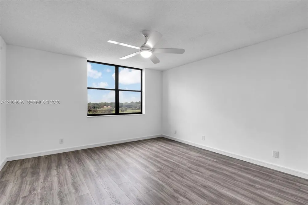 2767 Carambola Cir S #402 Coconut Creek, FL 33066