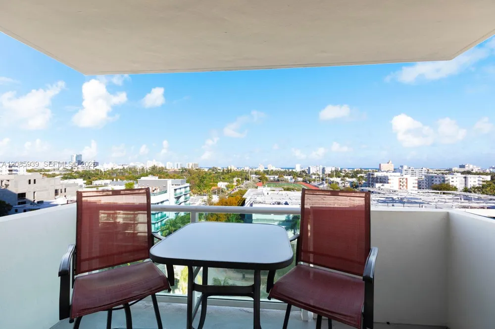 1200 West Ave #907 Miami Beach, FL 33139