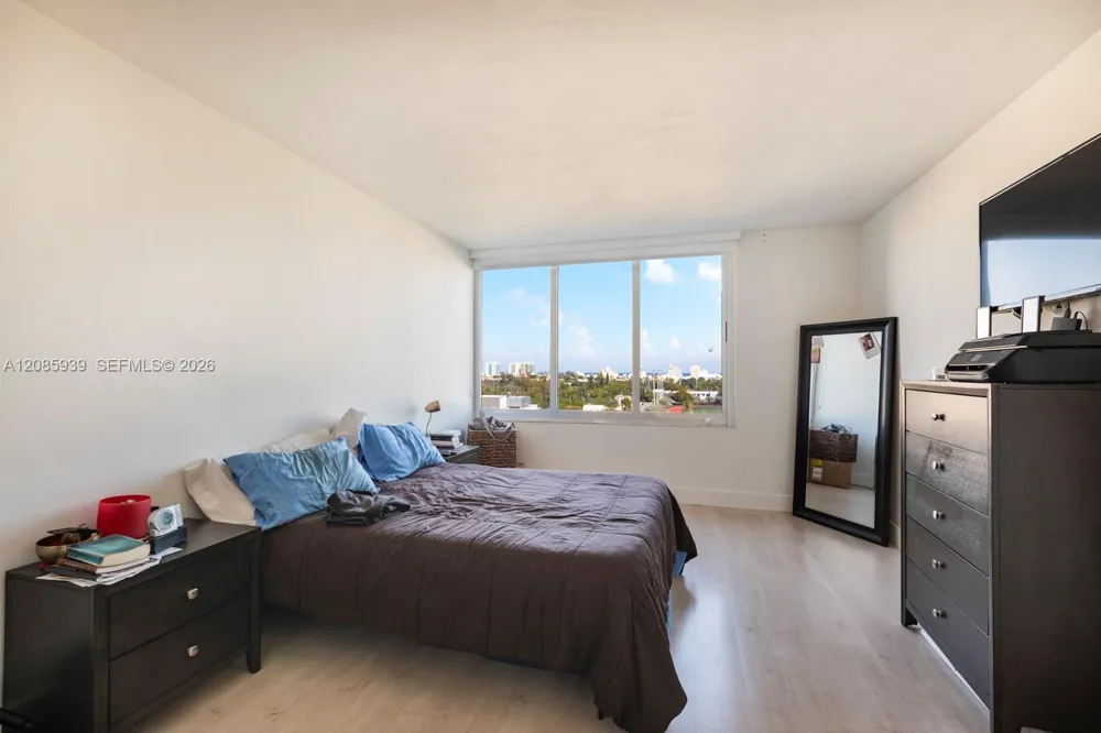 1200 West Ave #907 Miami Beach, FL 33139