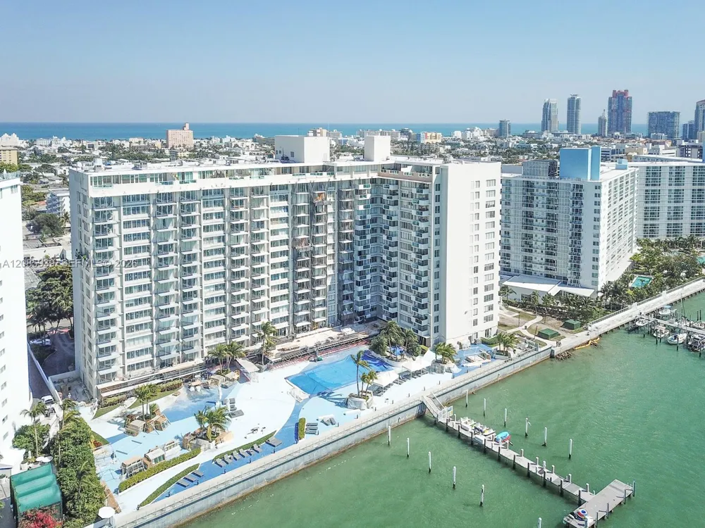 1200 West Ave #907 Miami Beach, FL 33139