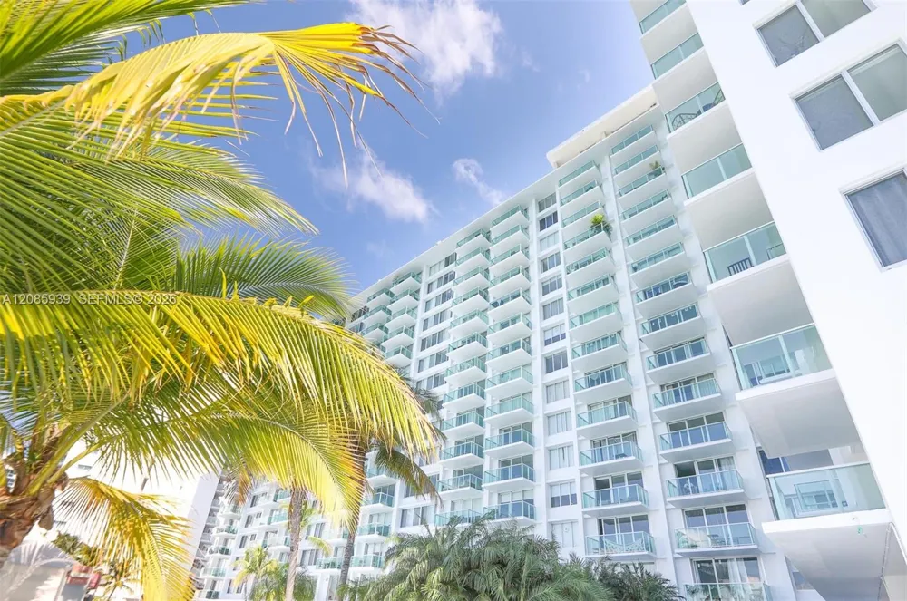 1200 West Ave #907 Miami Beach, FL 33139