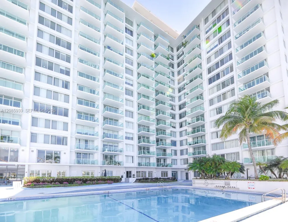 1200 West Ave #907 Miami Beach, FL 33139