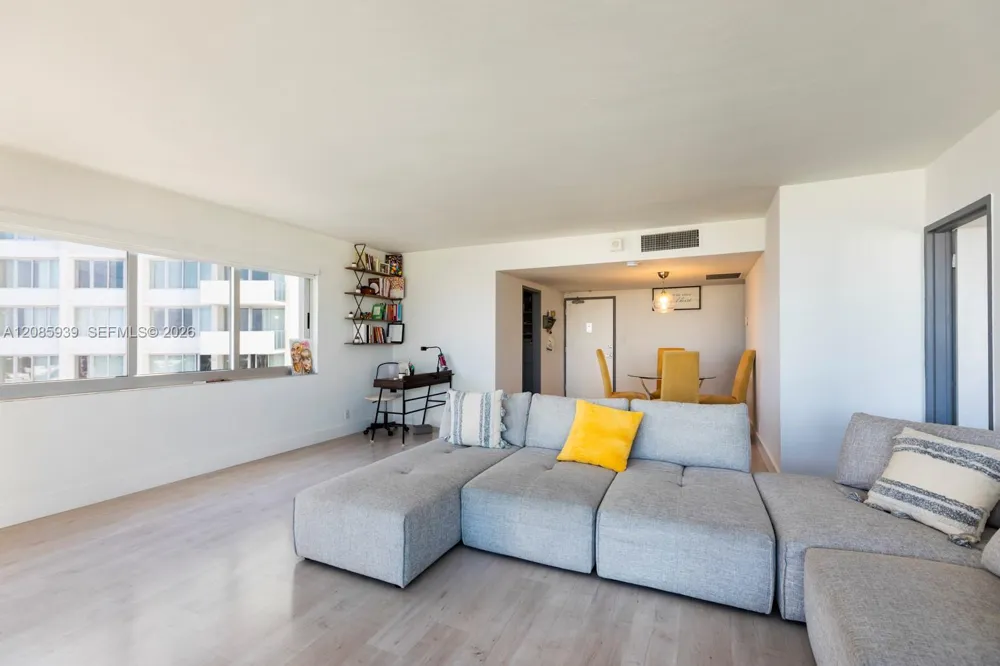 1200 West Ave #907 Miami Beach, FL 33139