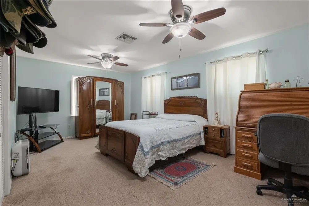 1034 E Port Drive Port Mansfield, TX 78598