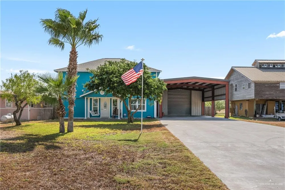 1034 E Port Drive Port Mansfield, TX 78598