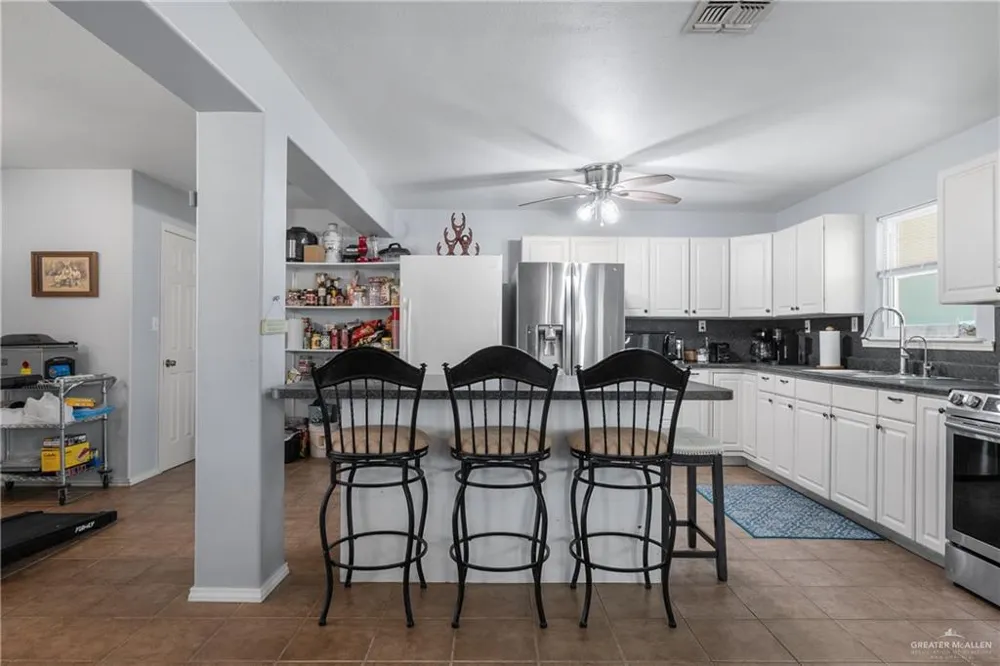 1034 E Port Drive Port Mansfield, TX 78598