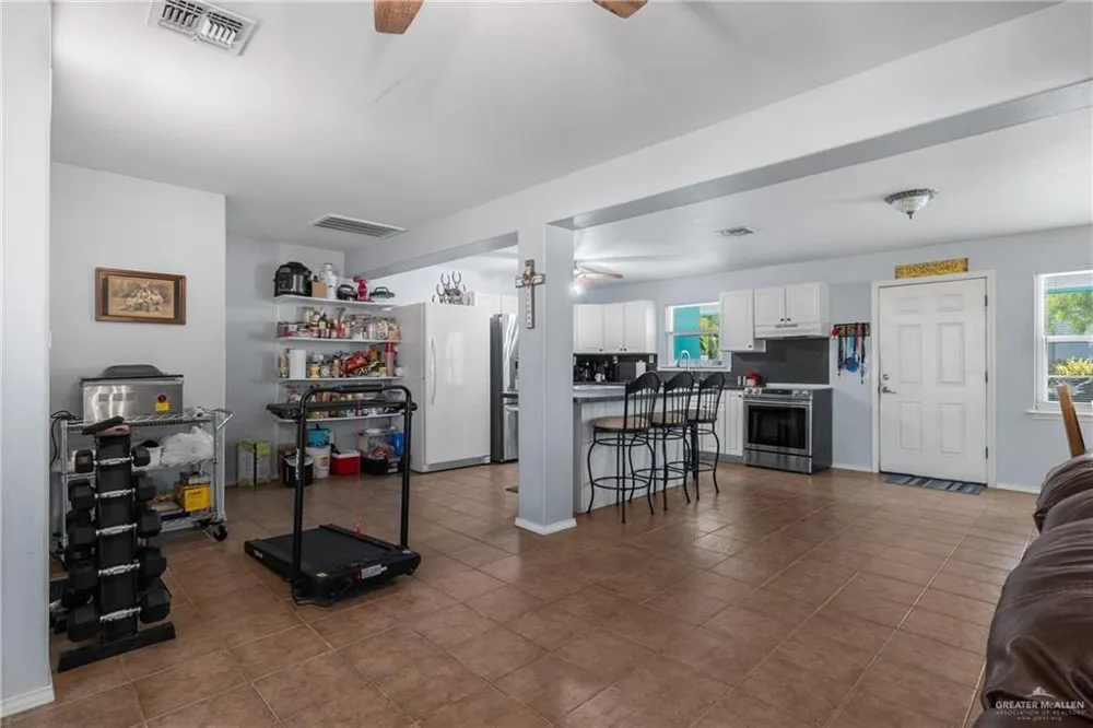 1034 E Port Drive Port Mansfield, TX 78598