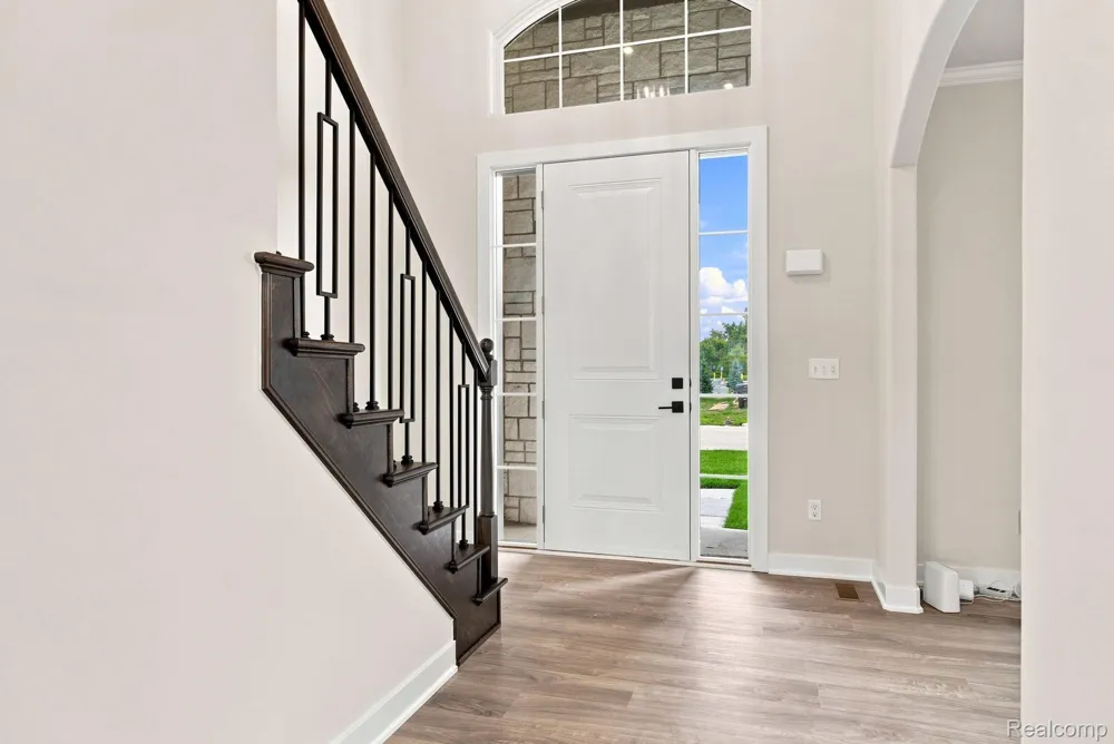 4075 Blossom Drive Sterling Heights City, MI 48314