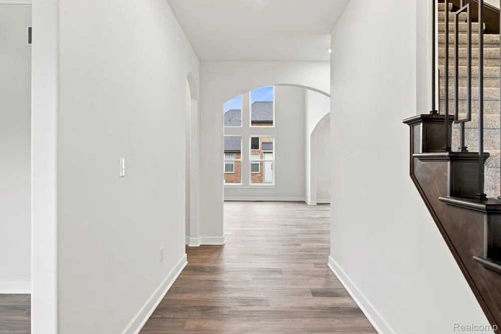 4075 Blossom Drive Sterling Heights City, MI 48314
