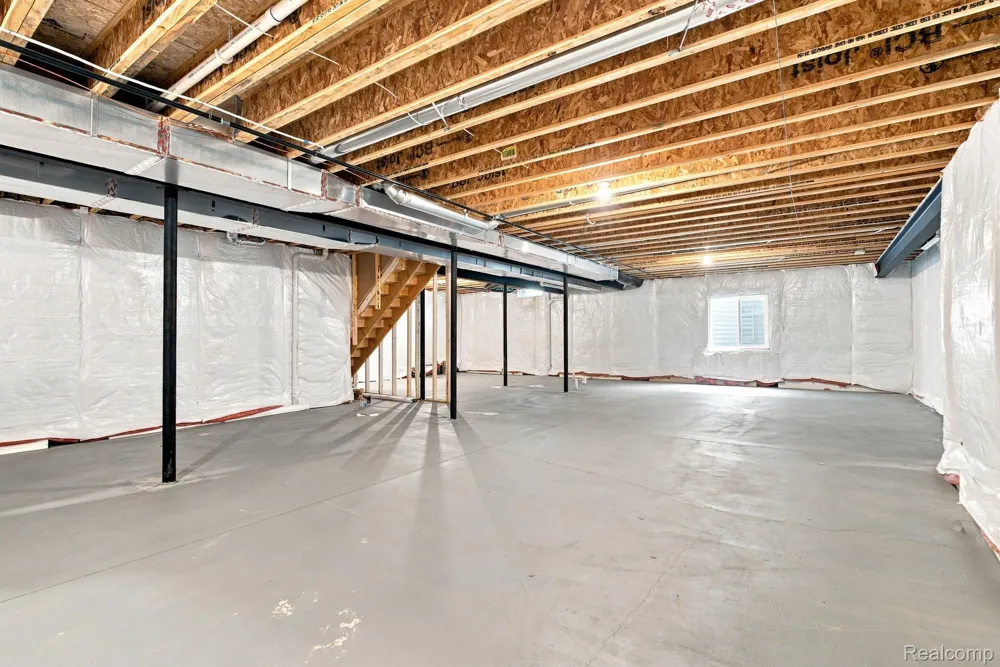 4075 Blossom Drive Sterling Heights City, MI 48314