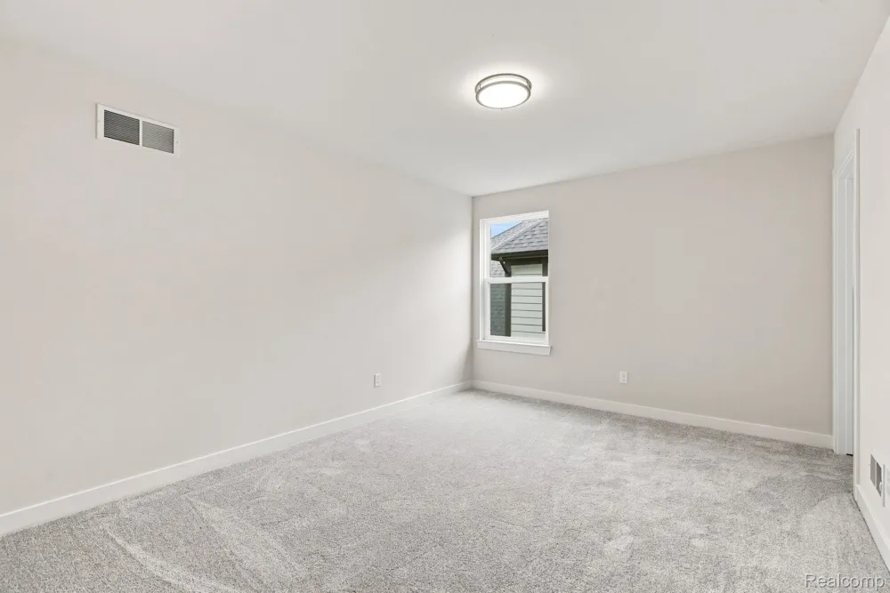 4075 Blossom Drive Sterling Heights City, MI 48314