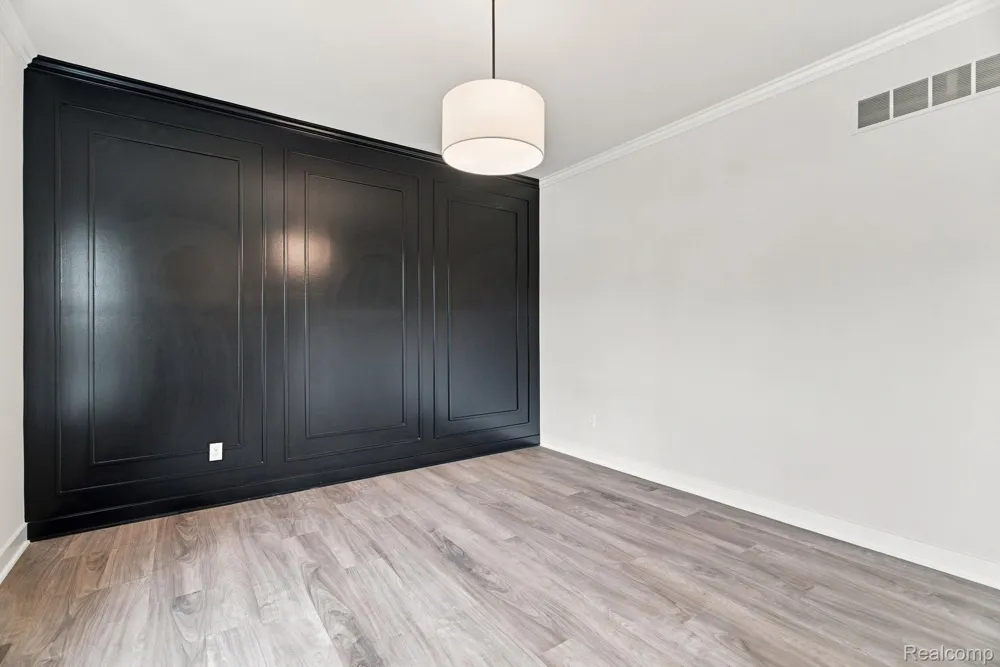4075 Blossom Drive Sterling Heights City, MI 48314