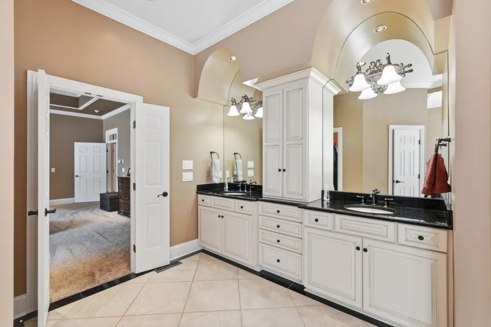 11987 N Milton Rd Milton, TN 37118