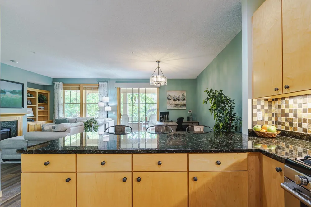 2108 Village Terrace Bloomington, MN 55431