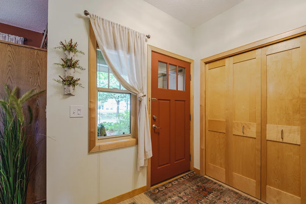 2108 Village Terrace Bloomington, MN 55431