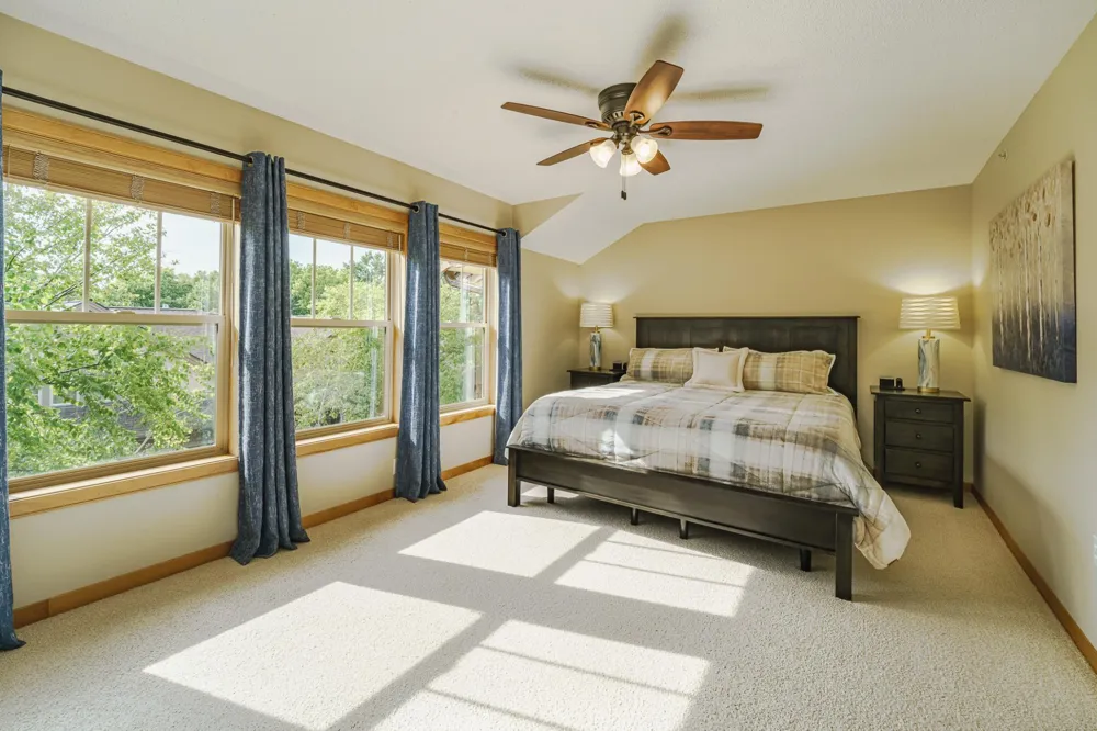 2108 Village Terrace Bloomington, MN 55431