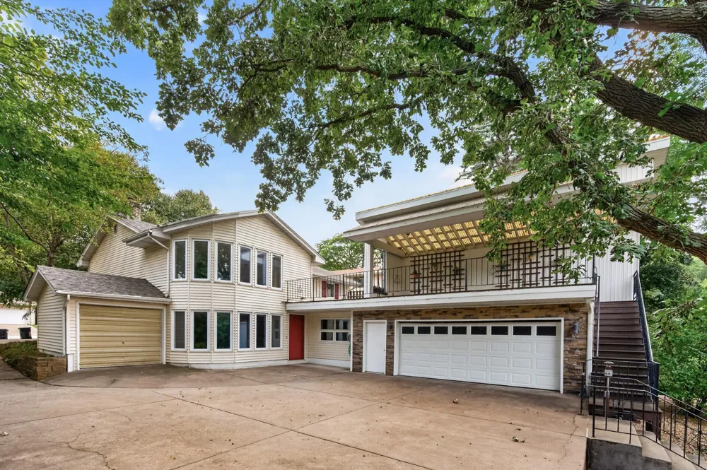 2200 Mounds Avenue New Brighton, MN 55112