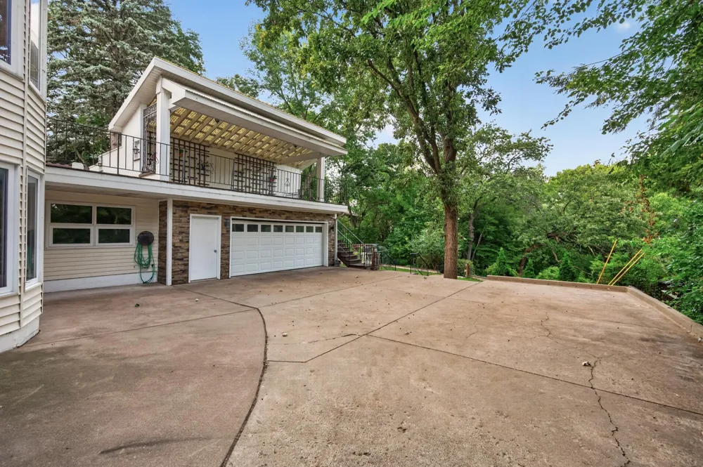 2200 Mounds Avenue New Brighton, MN 55112