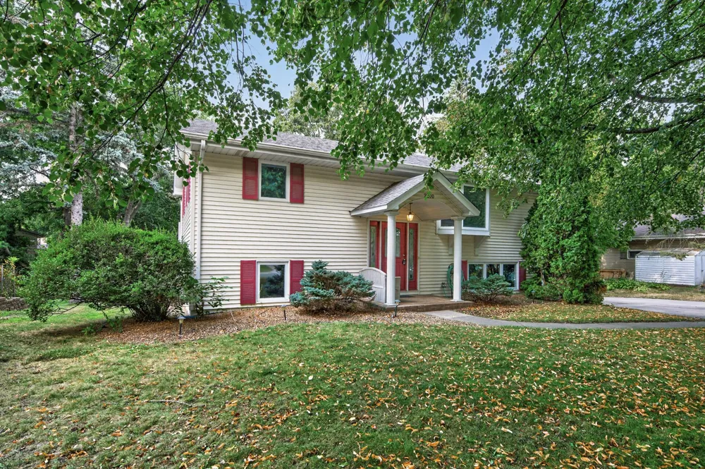 2200 Mounds Avenue New Brighton, MN 55112